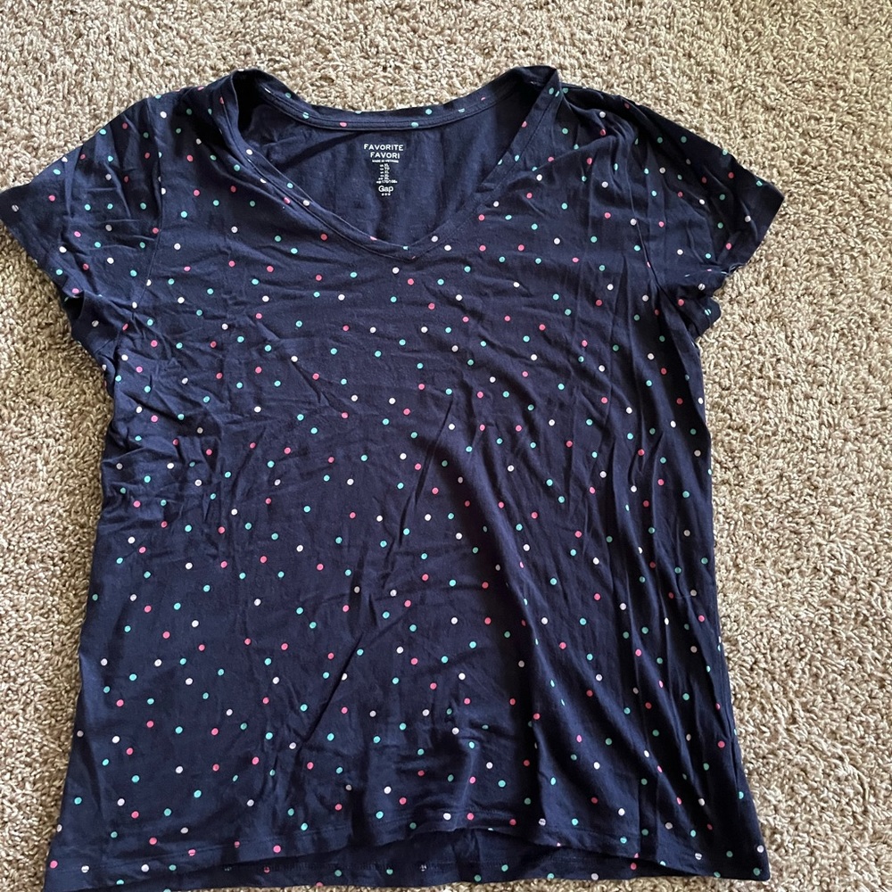 Gap Tshirt